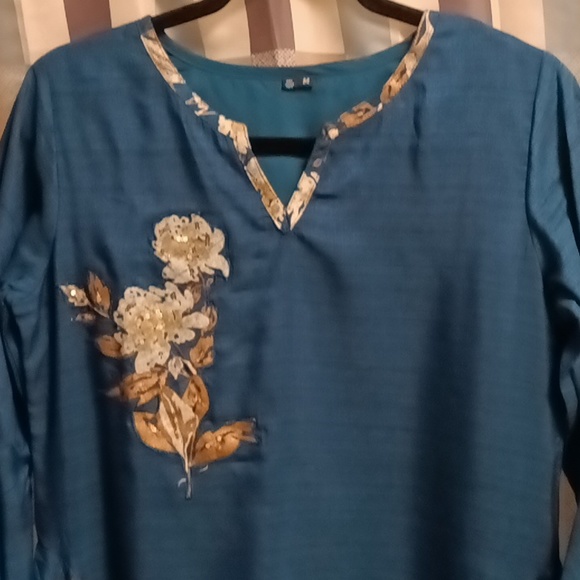 FINAL PRICE NWOT teal dress w tan floral embroidery & assymetrical sides/hem Med - Picture 16 of 16